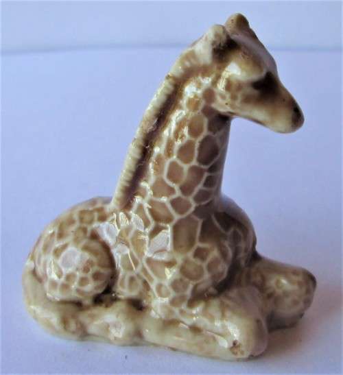 English Porcelain - WADE GIRAFFE ENGLISH WHIMSIES SET FOUR 1973 (SEE